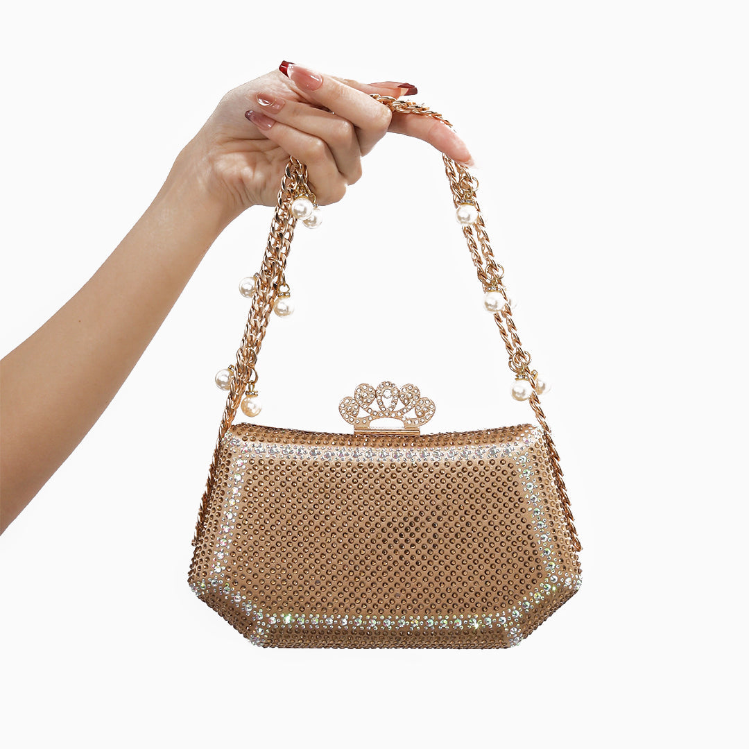 Polished Bag with an Effortless Classic Look