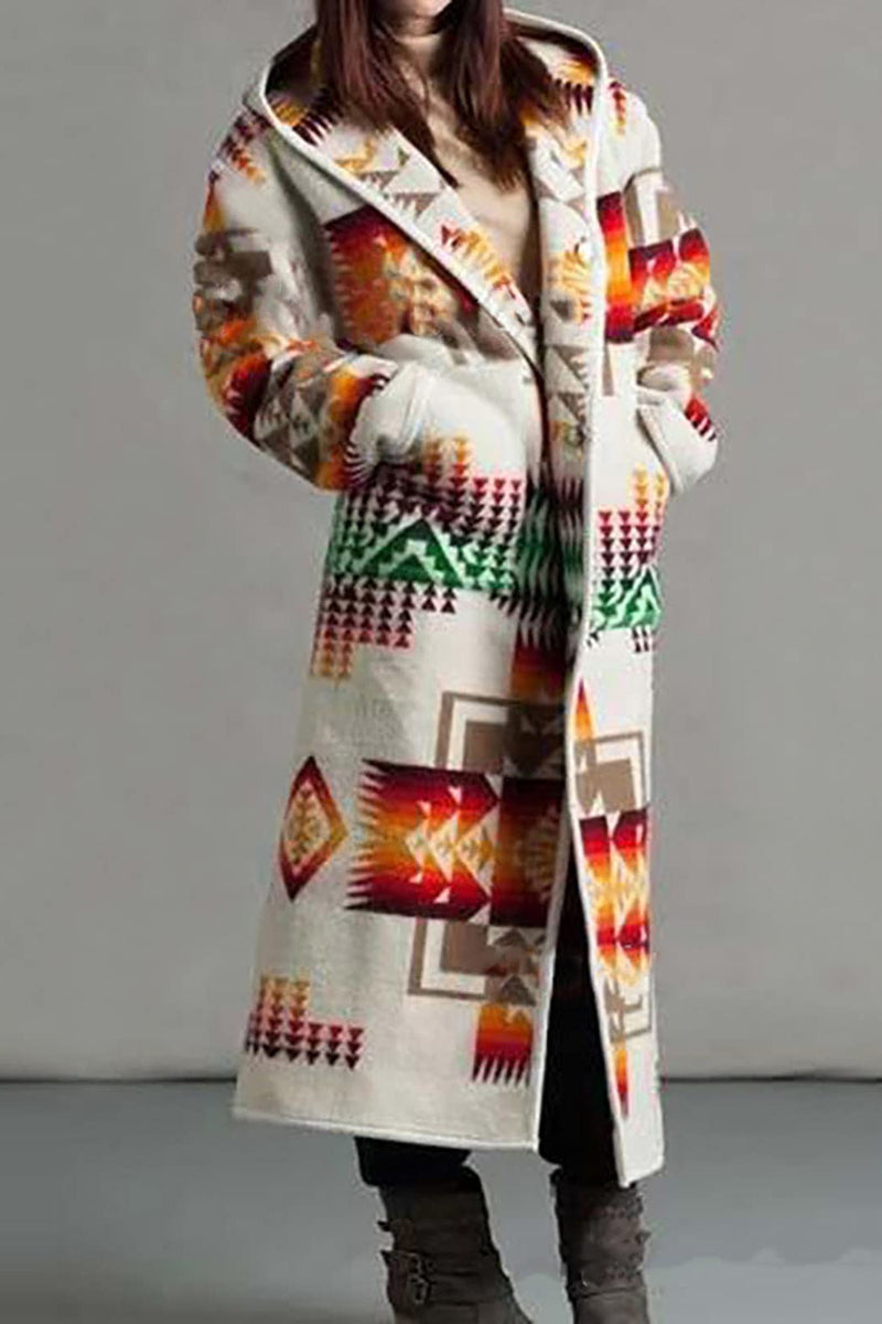 Well Tailored Coat with a Graceful Silhouette