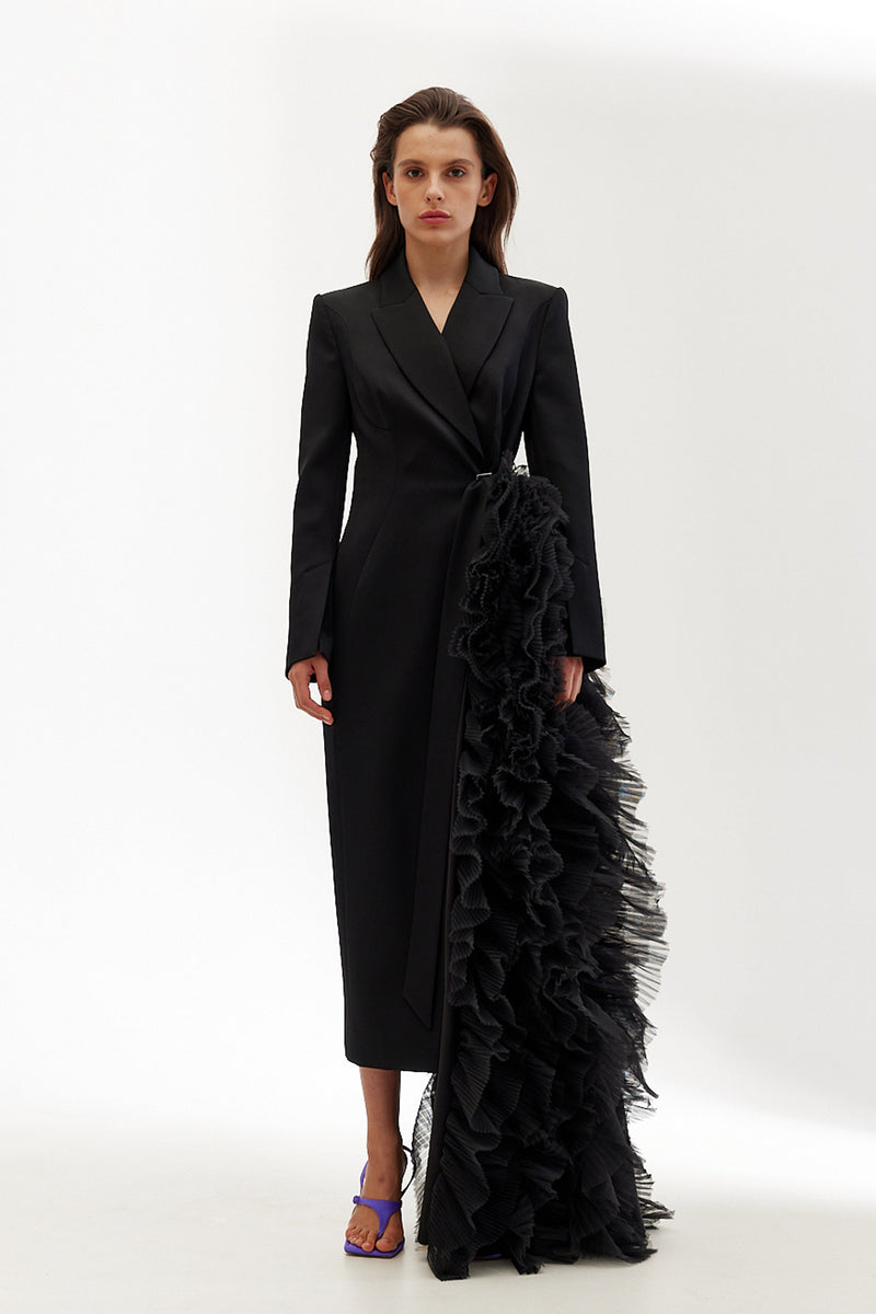 Classic Vintage Coat with a Flattering Fit