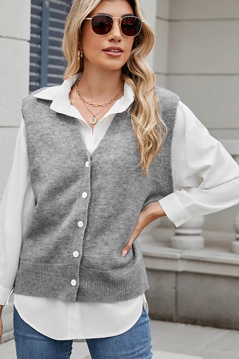 Well Tailored Sweater with a Graceful Silhouette
