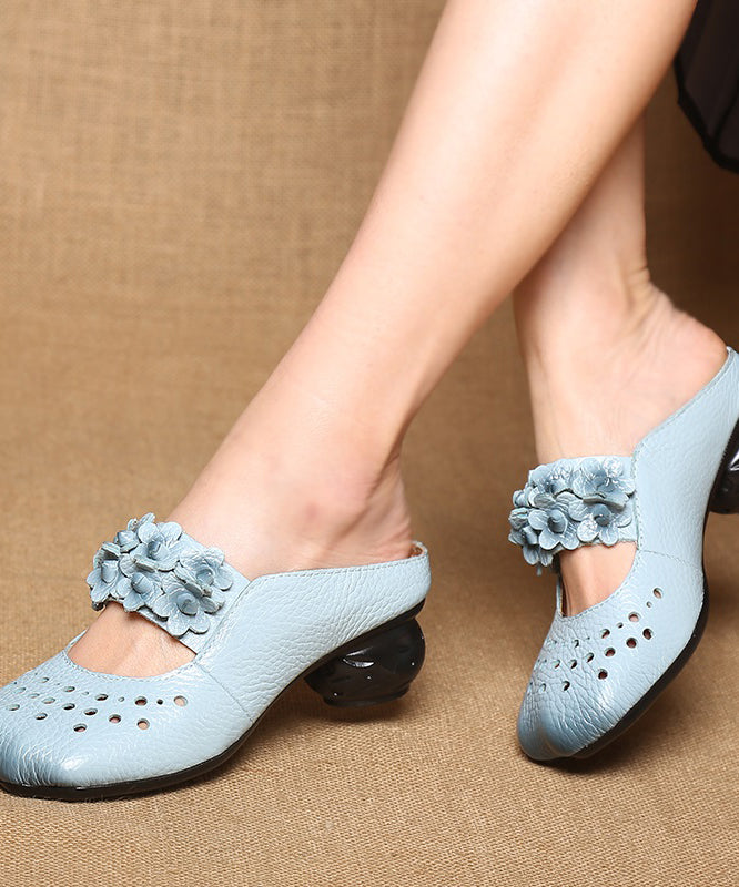Effortlessly Elegant Sandals with a Timeless Design