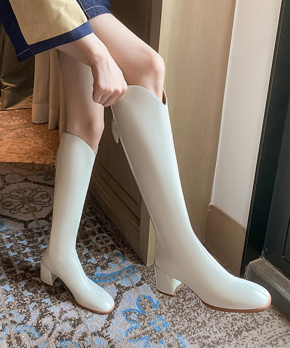 Polished Boots with an Effortless Classic Look