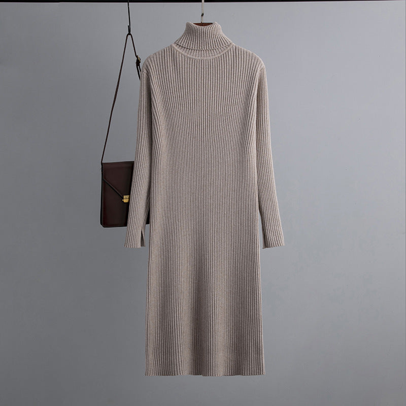 Classic Vintage Sweater with a Flattering Fit