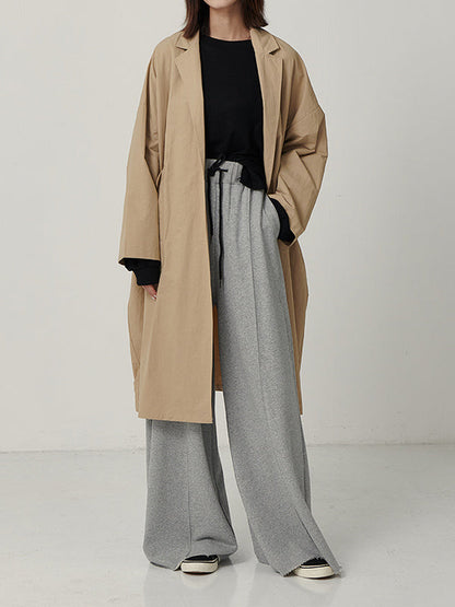 Well Tailored Pants with a Graceful Silhouette