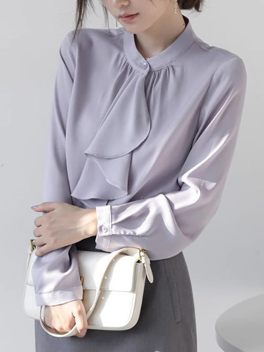 Well Tailored Blouse with a Graceful Silhouette