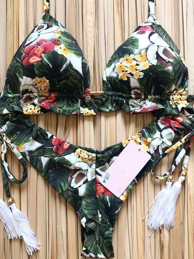 Classic Vintage Bikini with a Flattering Fit