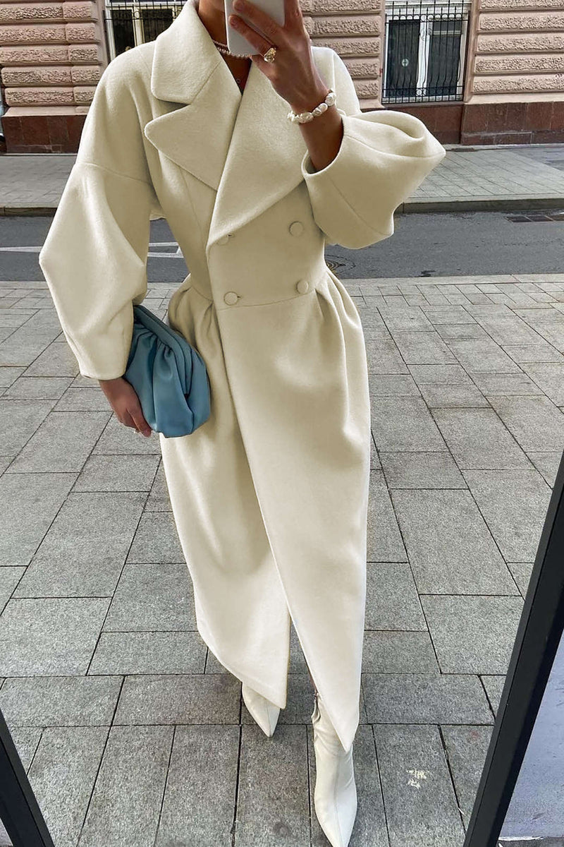 Gracefully Styled Coat for Any Occasion