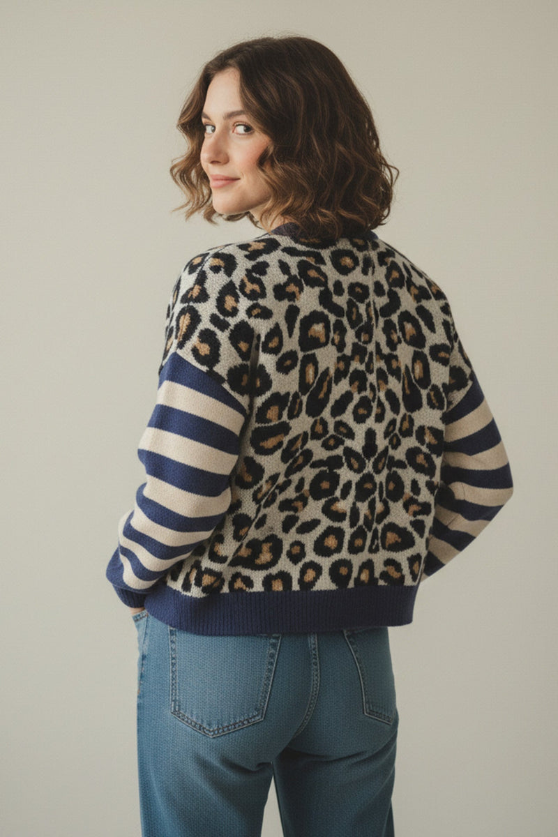 Effortlessly Elegant Cardigan with a Timeless Design