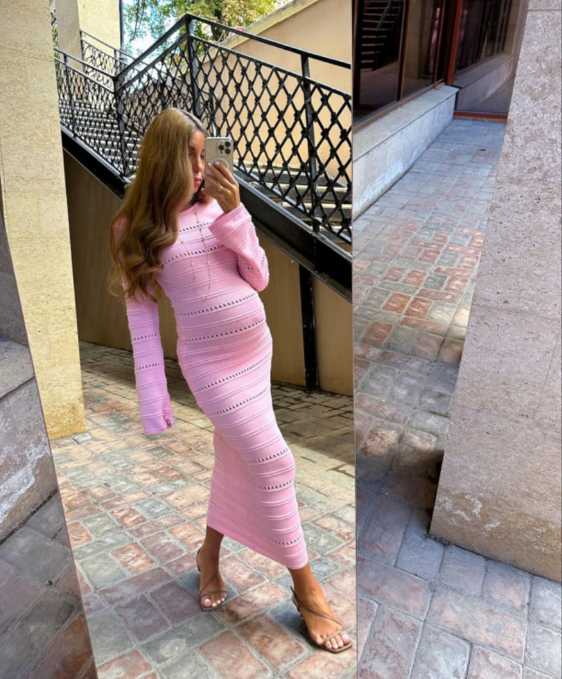 Sophisticated Dress with a Clean Classic Look