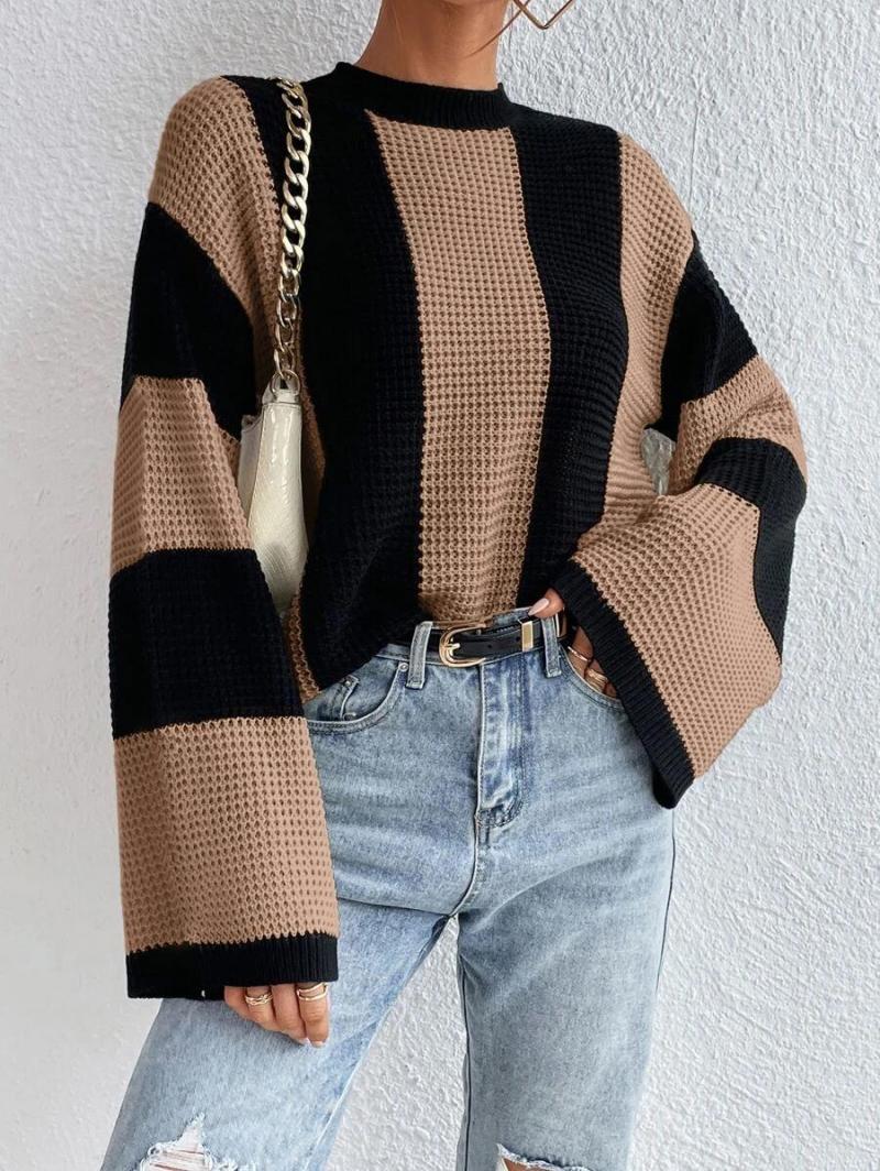Elegantly Styled Sweater for Everyday Wear