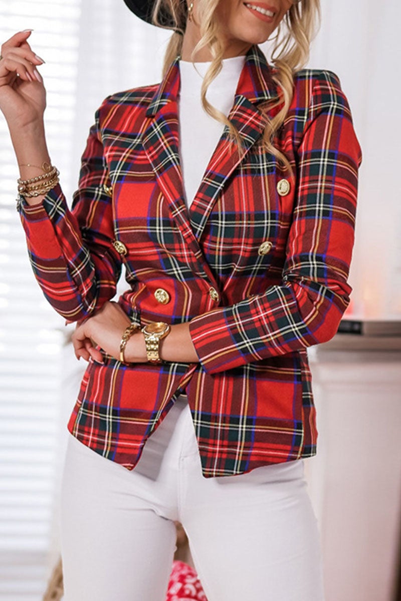 Sophisticated Garment with a Clean Classic Look