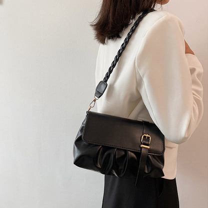 Elegantly Styled Bag for Everyday Wear