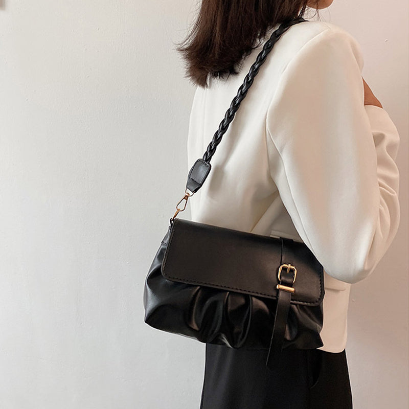 Elegantly Styled Bag for Everyday Wear
