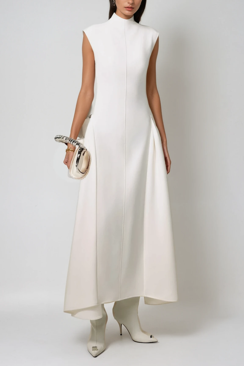 Classic Vintage Dress with a Flattering Fit