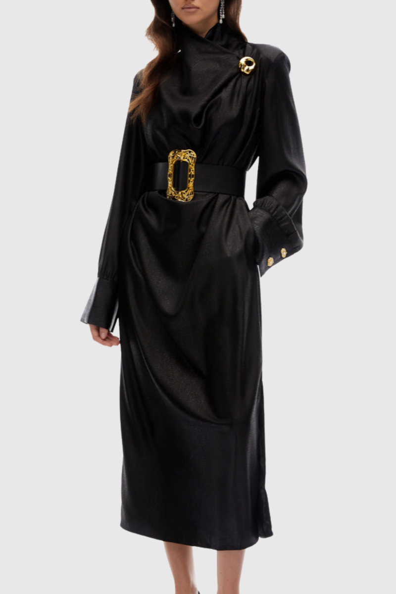 Gracefully Styled Coat for Any Occasion