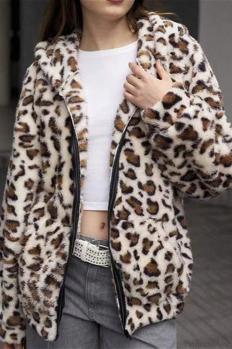 Beautifully Crafted Cardigan in a Classic Style
