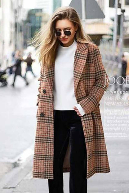 Well Tailored Cardigan with a Graceful Silhouette