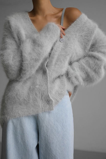 Classic Vintage & Enduringly Stylish Cardigan