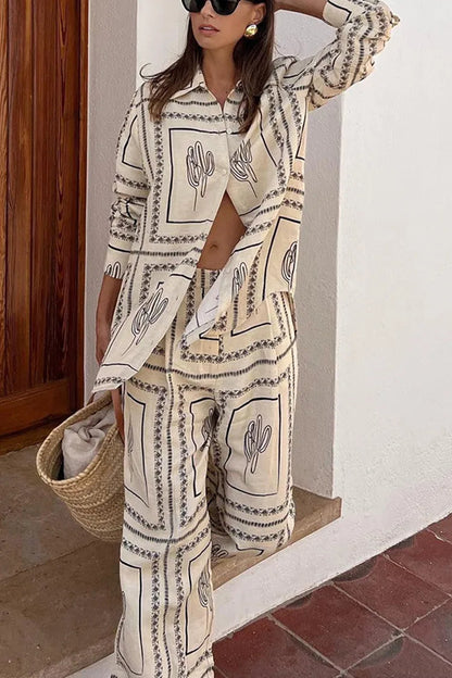 Effortlessly Elegant Garment with a Timeless Design