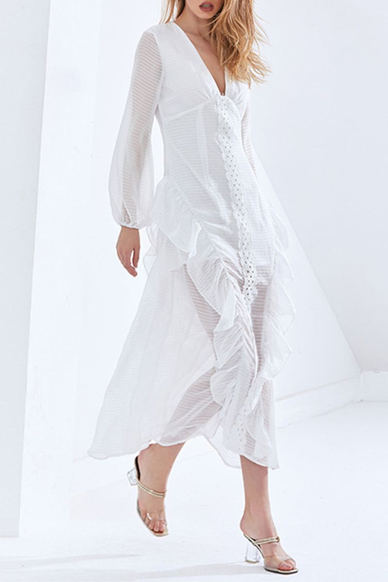 Classic Vintage Dress with a Flattering Fit