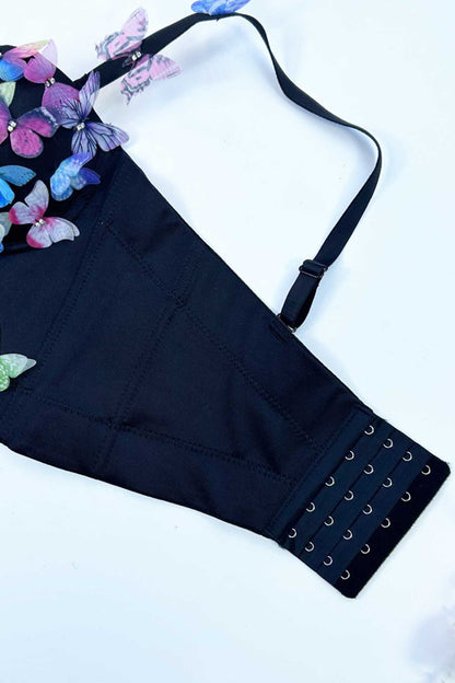 Effortlessly Elegant Top with a Timeless Design