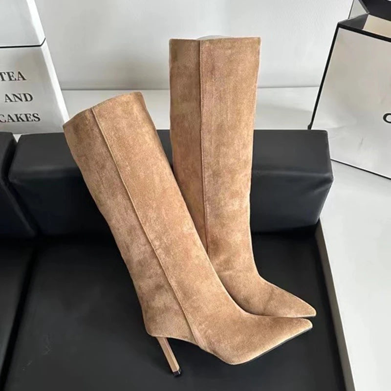 Polished Boots with an Effortless Classic Look