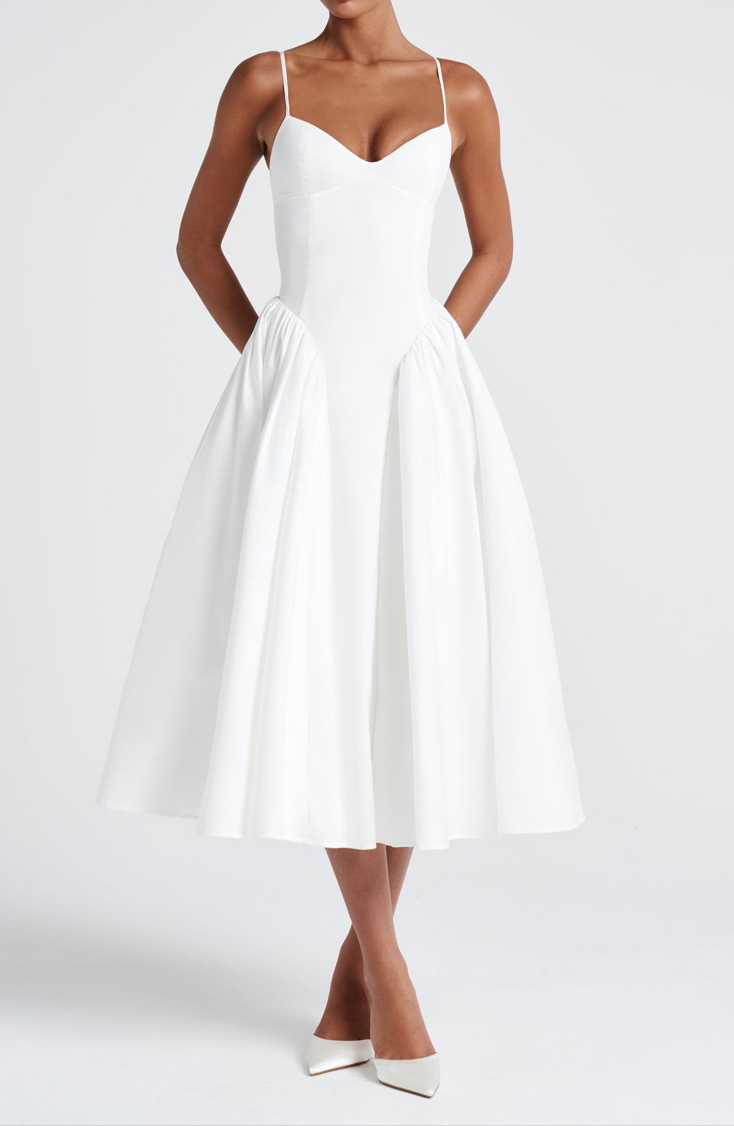 Classic Vintage Dress with a Flattering Fit