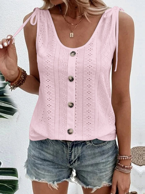 Polished Top with an Effortless Classic Look
