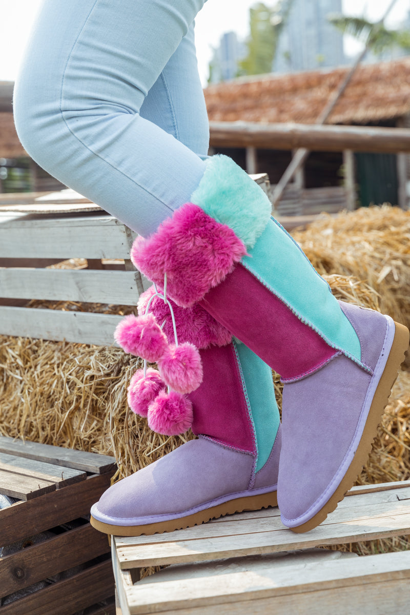 Well Tailored Boots with a Graceful Silhouette