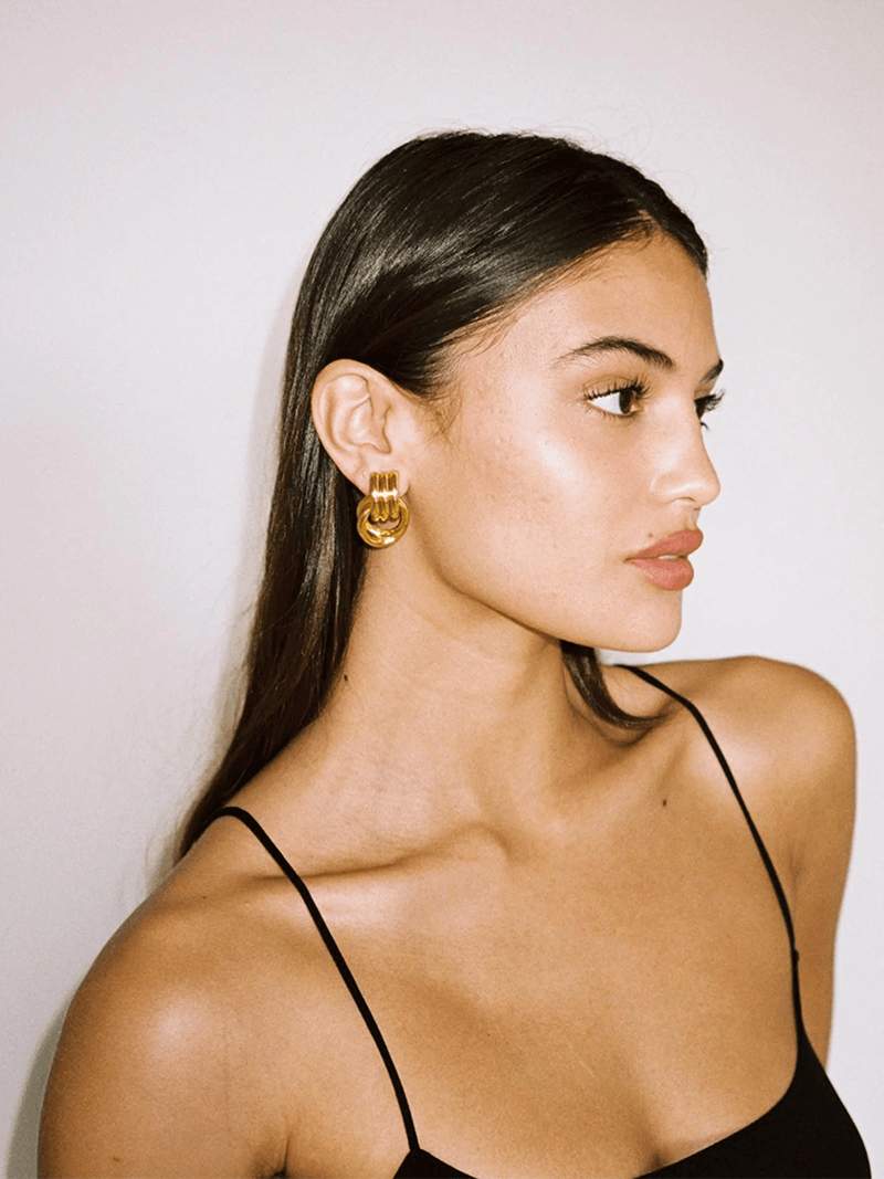 Classic Vintage Garment with a Flattering Fit