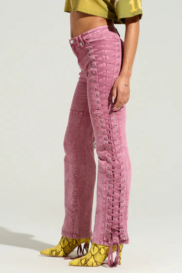 Well Tailored Garment with a Graceful Silhouette