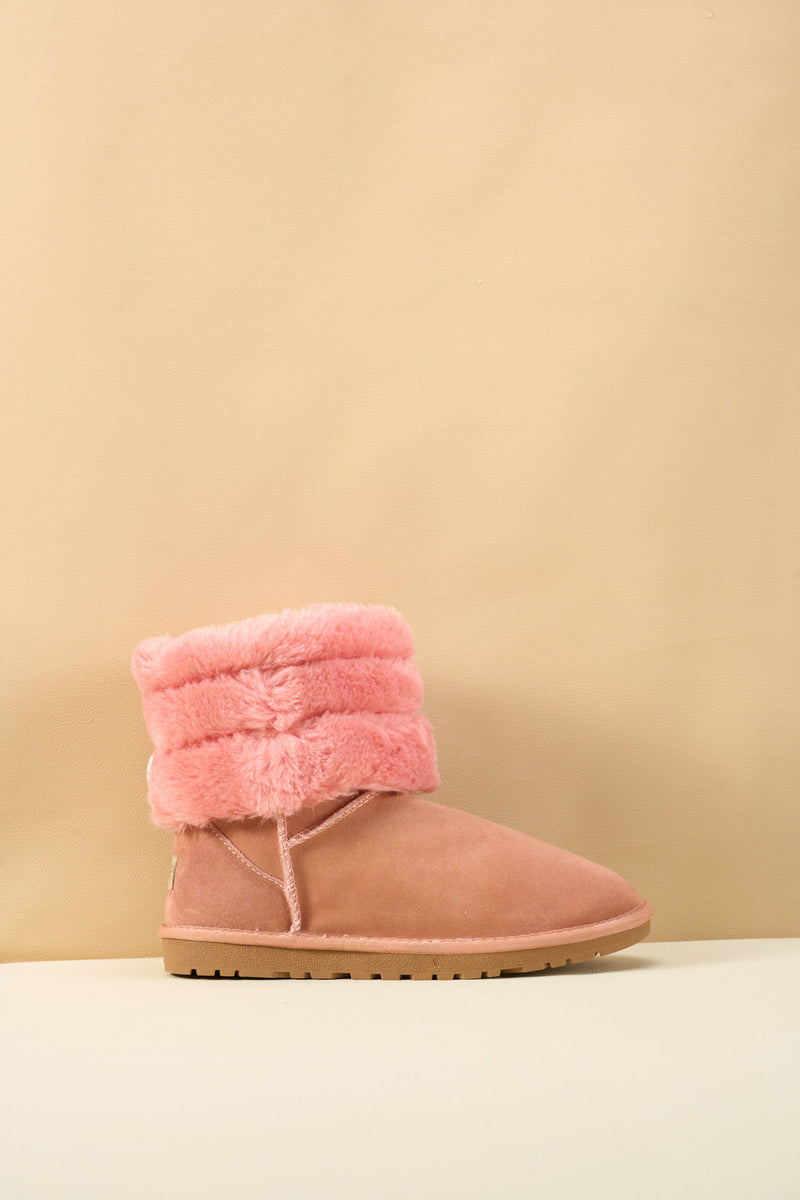 Beautifully Finished Boots in a Timeless Design