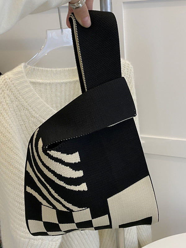 Elegantly Styled Bag for Everyday Wear