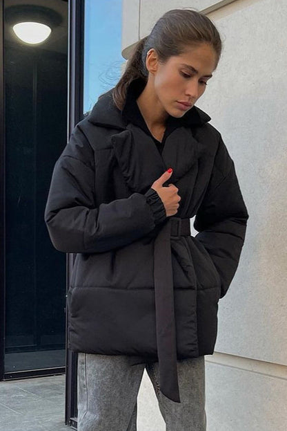 Well Tailored Coat with a Graceful Silhouette