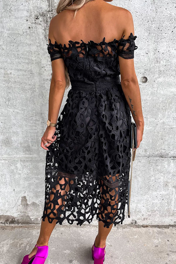 Classic Vintage & Enduringly Stylish Dress