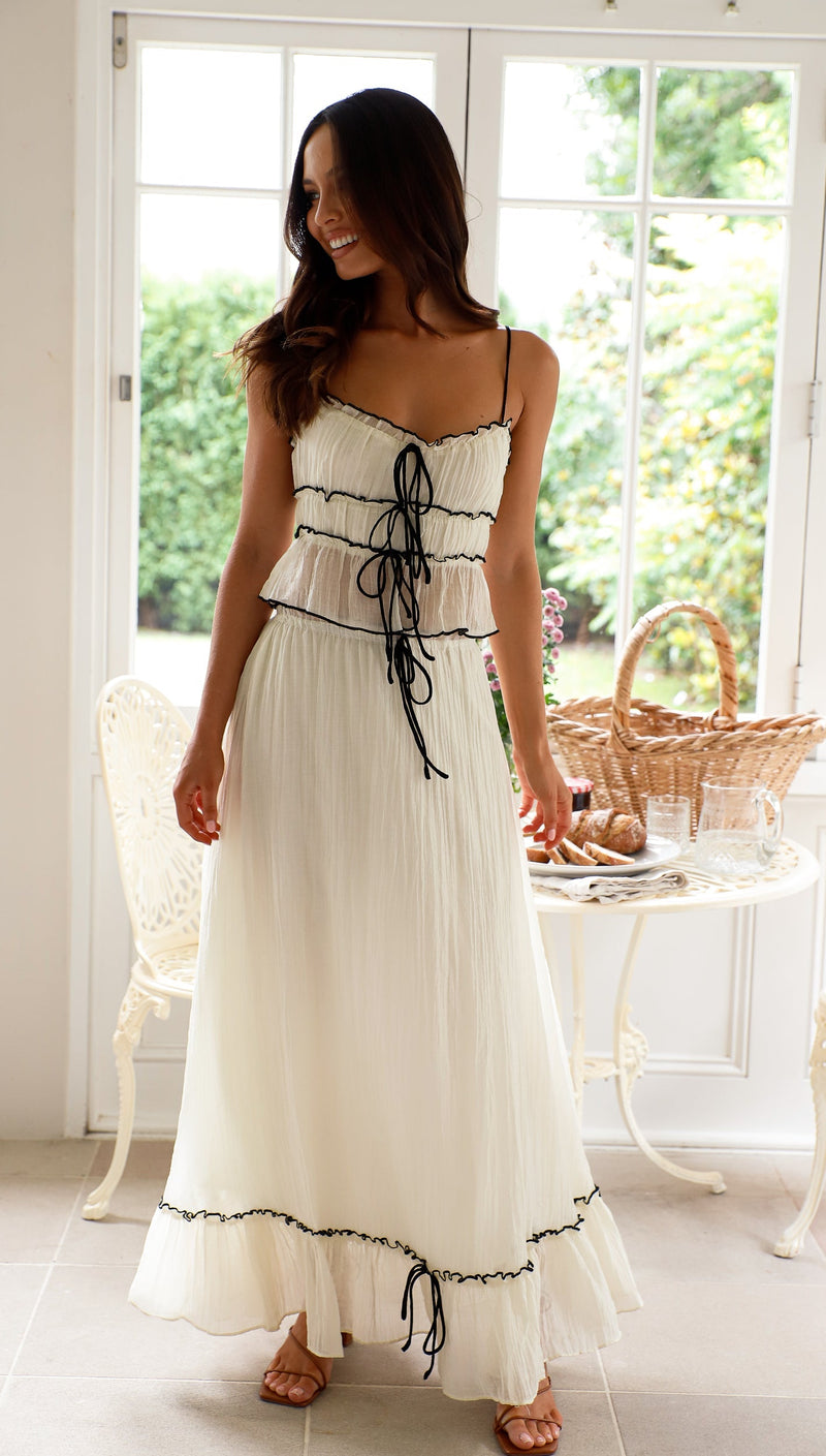 Beautifully Balanced Top with Timeless Character