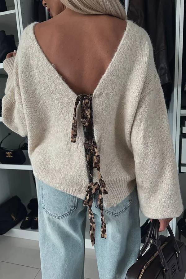 Beautifully Finished Sweater in a Timeless Design