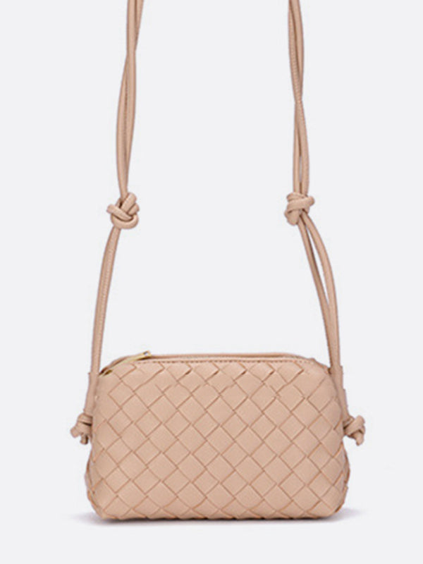 Beautifully Finished Bag in a Timeless Design