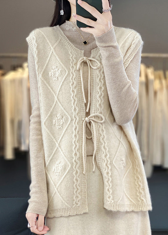 Gracefully Styled Coat for Any Occasion