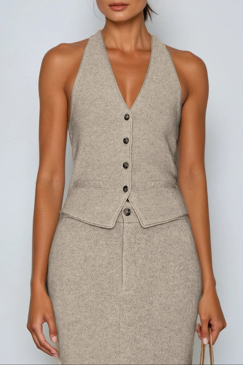 Well Tailored Pants with a Graceful Silhouette