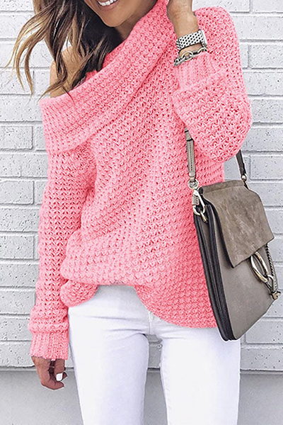 Well Tailored Sweater with a Graceful Silhouette