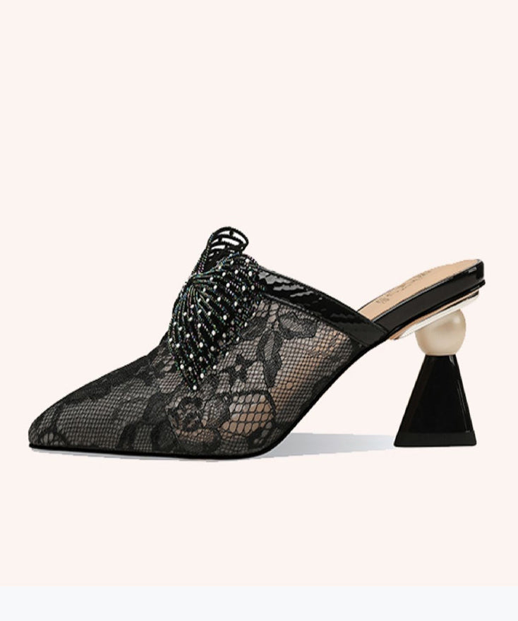 Beautifully Crafted Sandals in a Classic Style