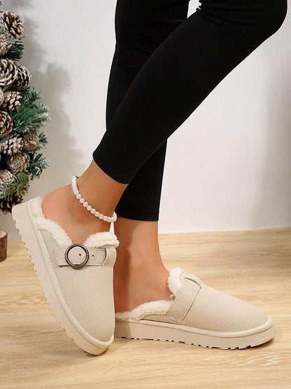 Effortlessly Elegant Shoes with a Timeless Design