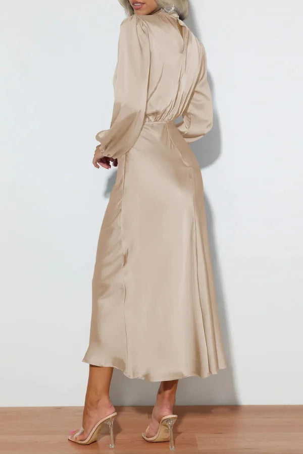 Well Tailored Garment with a Graceful Silhouette