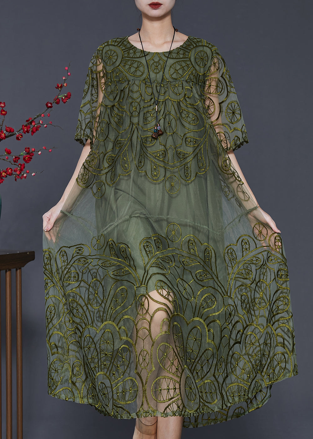 Classic Vintage & Enduringly Stylish Dress