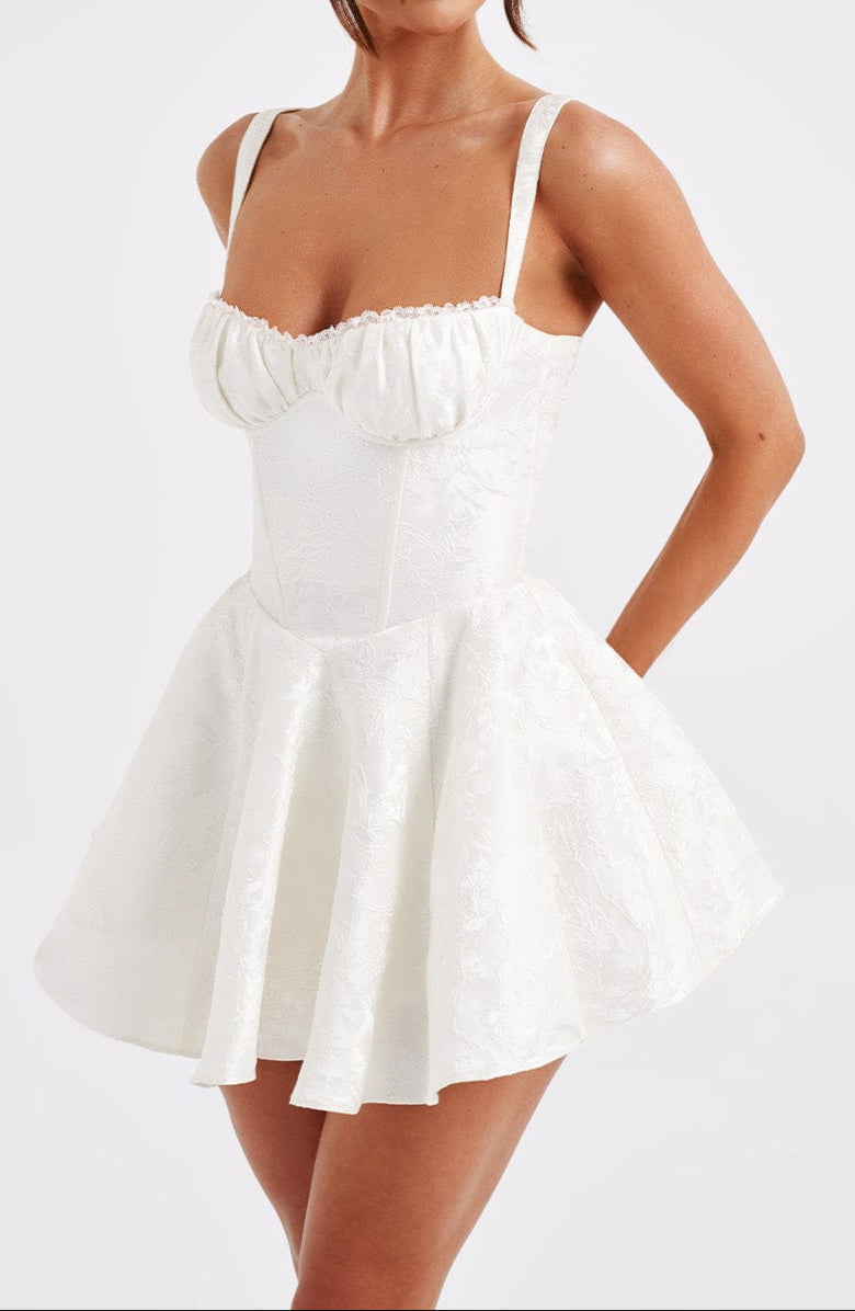 Sophisticated Garment with a Clean Classic Look