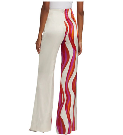 Beautifully Finished Garment in a Timeless Design