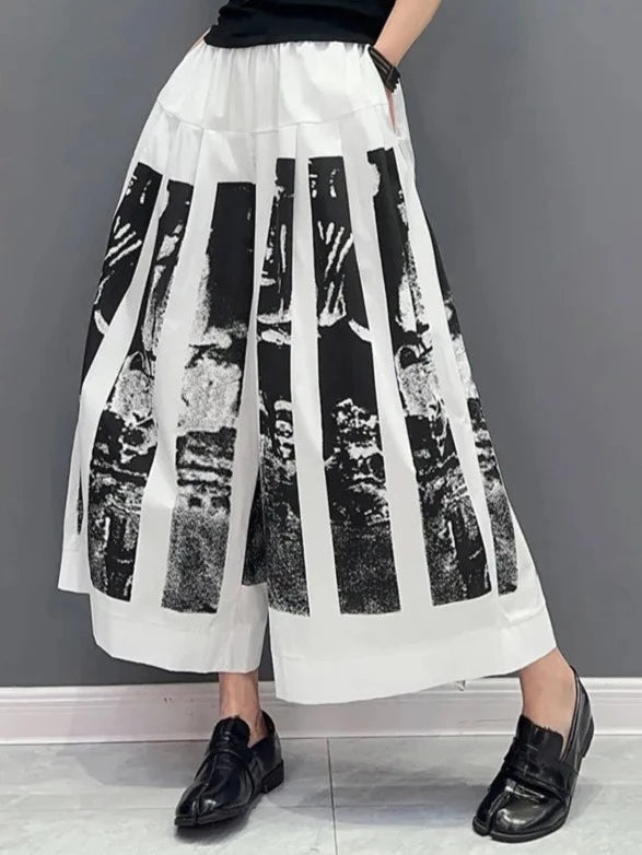 Well Tailored Pants with a Graceful Silhouette