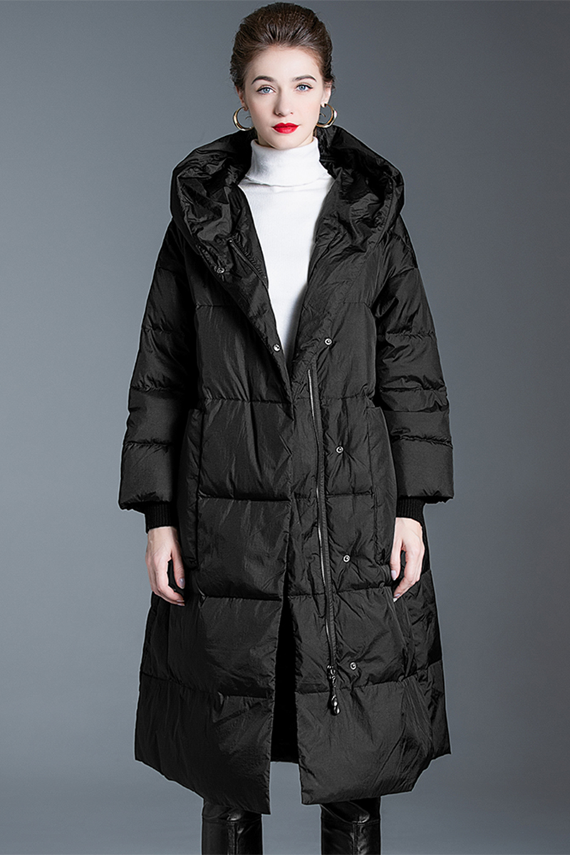 Effortlessly Elegant Garment with a Timeless Design