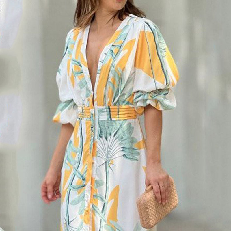 Beautifully Crafted Dress in a Classic Style
